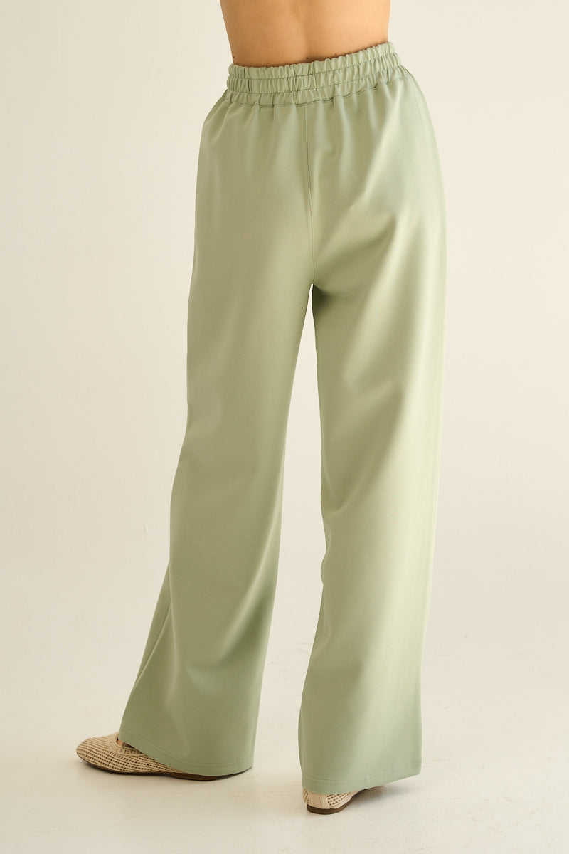 Active Wide-Leg Pants