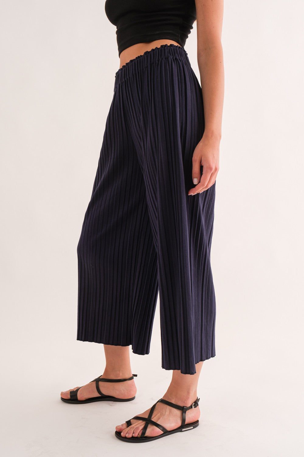 Pleated Knit Wide Pants