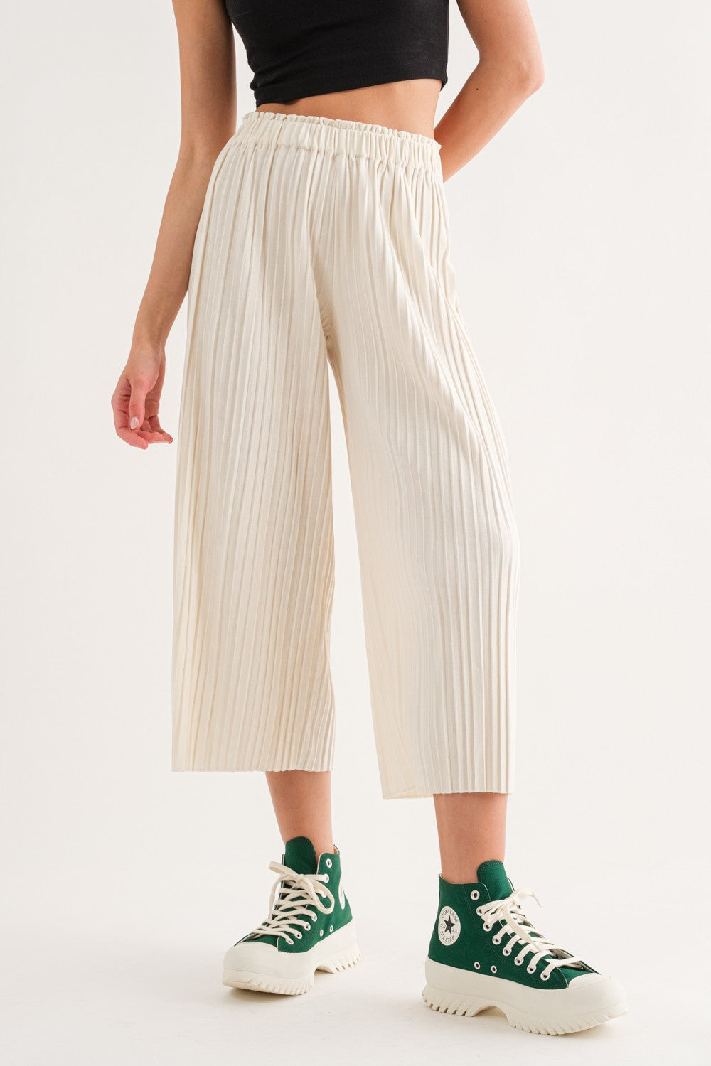 Pleated Knit Wide Pants