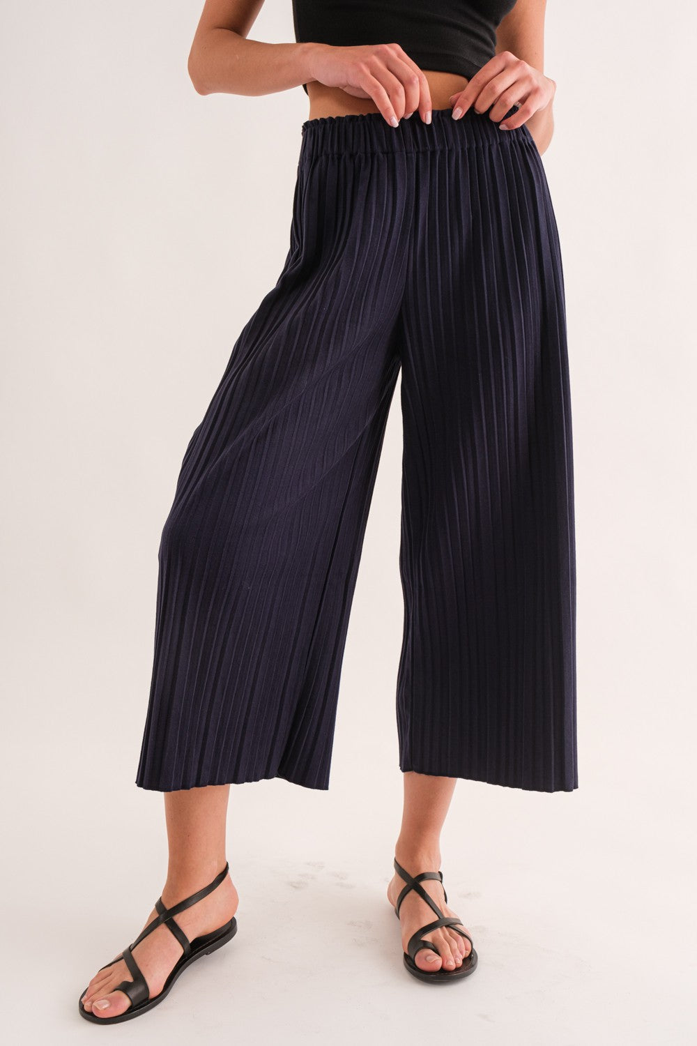 Pleated Knit Wide Pants