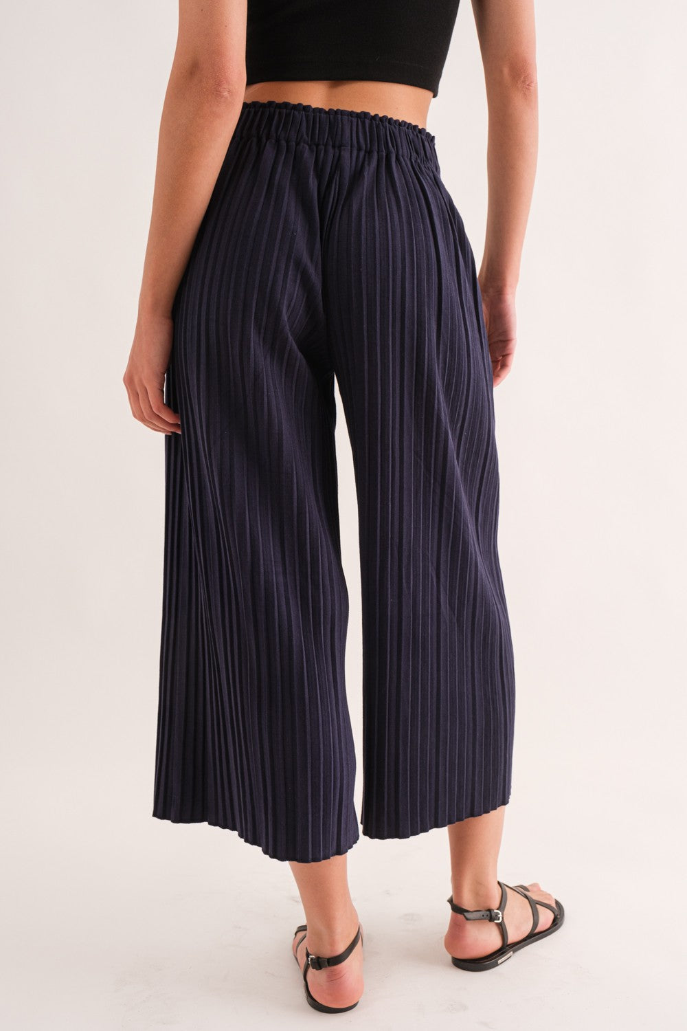 Pleated Knit Wide Pants