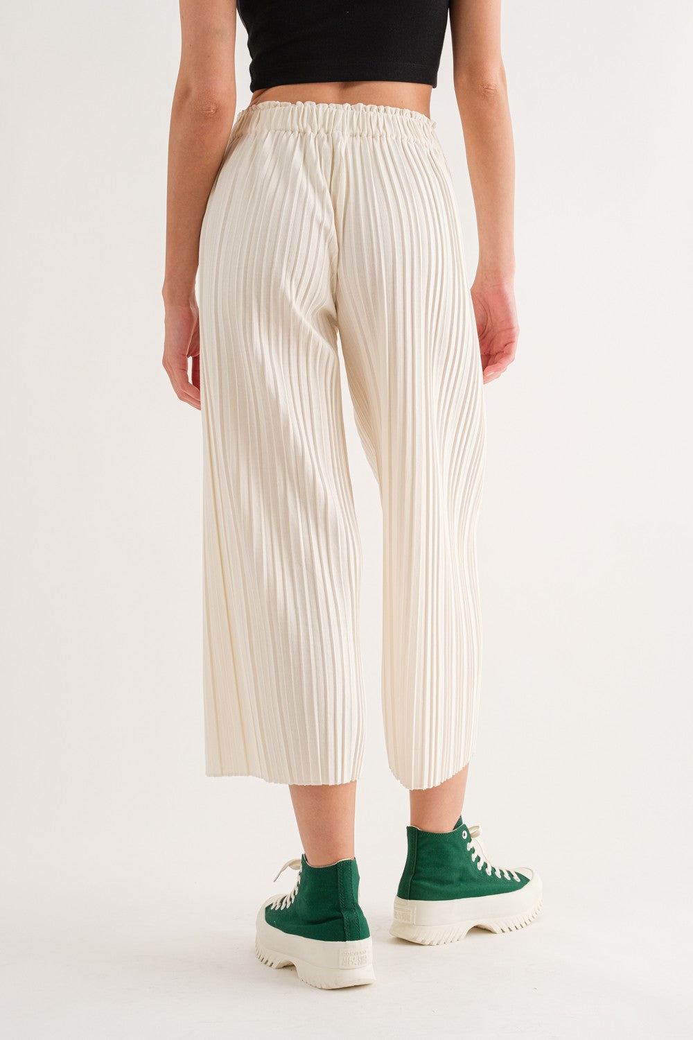 Pleated Knit Wide Pants